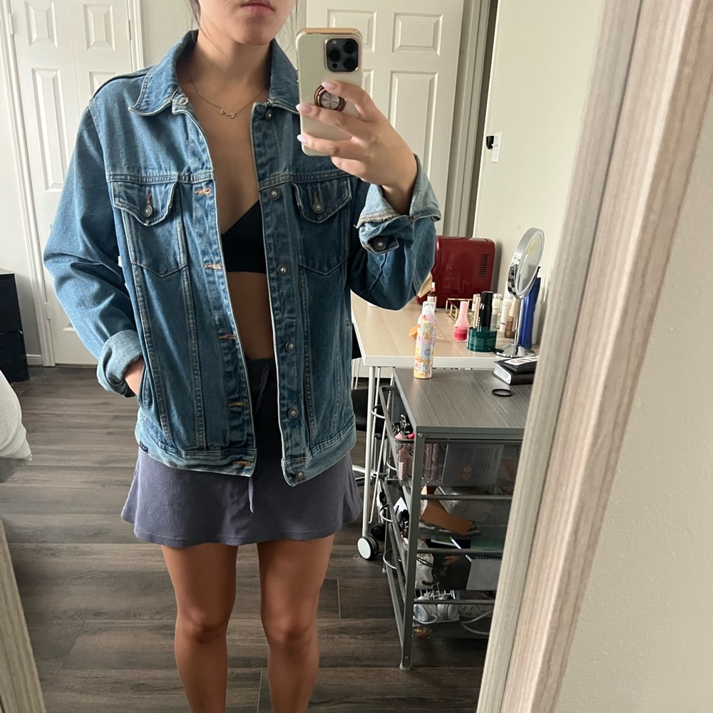Zara Oversized denim jacket. Size medium.